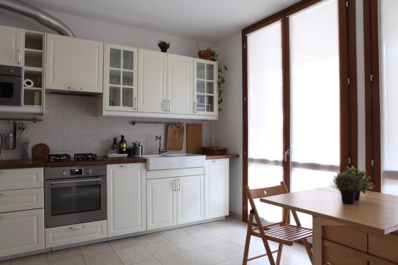 Terrace Apartment Close To Metro Station Milan Extérieur photo